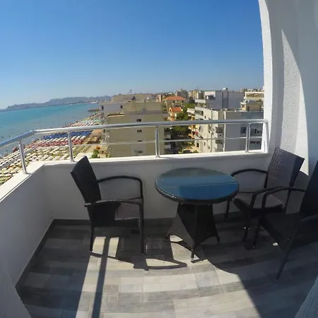 Perandor Beach 4*