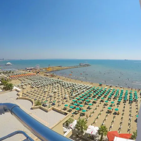 Hotel Perandor Beach