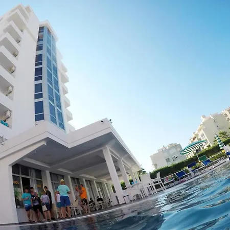 Perandor Beach Hotel